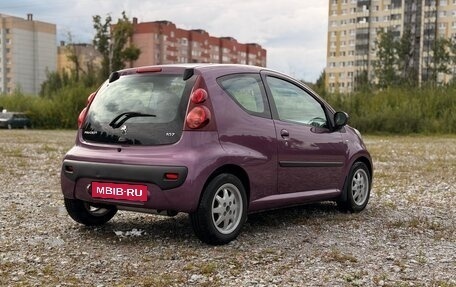 Peugeot 107 I рестайлинг, 2012 год, 550 000 рублей, 3 фотография