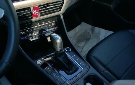 Volkswagen Bora, 2023 год, 1 650 000 рублей, 9 фотография