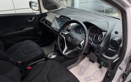 Honda Fit III, 2011 год, 697 000 рублей, 11 фотография