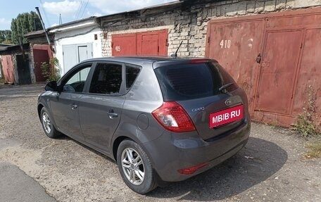 KIA cee'd I рестайлинг, 2010 год, 520 000 рублей, 2 фотография