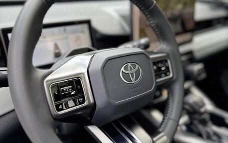 Toyota RAV4, 2026 год, 4 050 000 рублей, 16 фотография