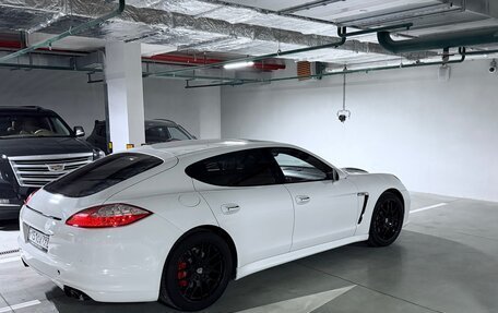 Porsche Panamera II рестайлинг, 2010 год, 2 500 000 рублей, 6 фотография