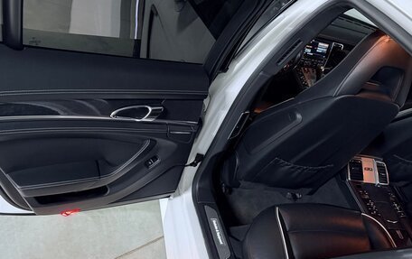 Porsche Panamera II рестайлинг, 2010 год, 2 500 000 рублей, 24 фотография