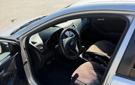 Hyundai Solaris II рестайлинг, 2016 год, 1 250 000 рублей, 6 фотография