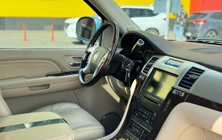 Cadillac Escalade III, 2008 год, 949 999 рублей, 7 фотография