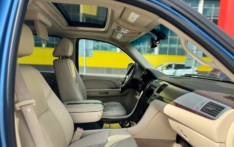Cadillac Escalade III, 2008 год, 949 999 рублей, 12 фотография