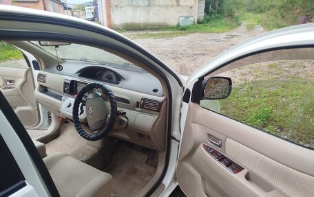 Toyota Raum II, 2008 год, 710 000 рублей, 5 фотография