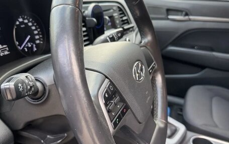 Hyundai Elantra VI рестайлинг, 2017 год, 1 590 000 рублей, 5 фотография
