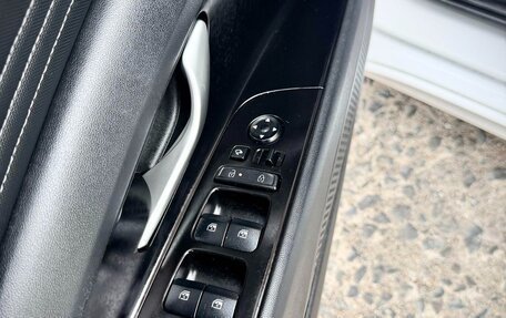 Hyundai Elantra, 2023 год, 1 740 000 рублей, 17 фотография
