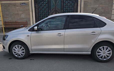 Volkswagen Polo VI (EU Market), 2014 год, 670 000 рублей, 1 фотография