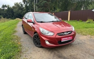 Hyundai Solaris II рестайлинг, 2011 год, 590 000 рублей, 1 фотография