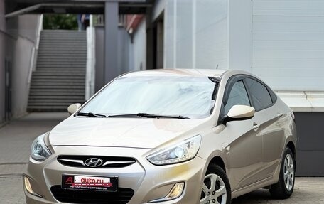 Hyundai Solaris II рестайлинг, 2013 год, 599 999 рублей, 1 фотография