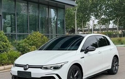 Volkswagen Golf VIII, 2023 год, 1 935 000 рублей, 1 фотография
