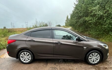 Hyundai Solaris II рестайлинг, 2015 год, 790 000 рублей, 4 фотография