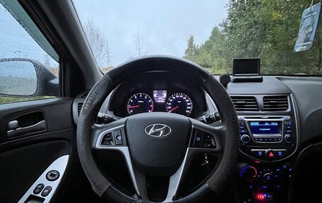 Hyundai Solaris II рестайлинг, 2015 год, 790 000 рублей, 18 фотография