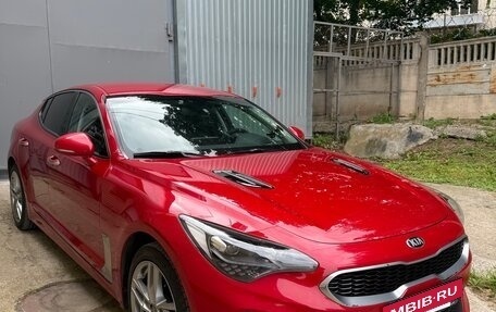 KIA Stinger I, 2018 год, 2 450 000 рублей, 2 фотография