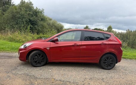 Hyundai Solaris II рестайлинг, 2011 год, 590 000 рублей, 4 фотография