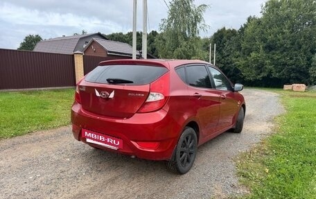 Hyundai Solaris II рестайлинг, 2011 год, 590 000 рублей, 6 фотография