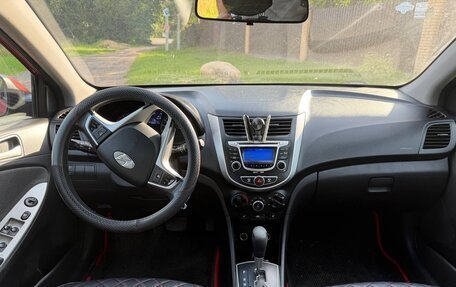 Hyundai Solaris II рестайлинг, 2011 год, 590 000 рублей, 9 фотография