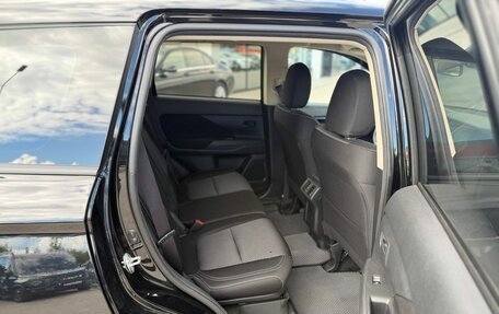 Mitsubishi Outlander III рестайлинг 3, 2019 год, 2 200 000 рублей, 21 фотография