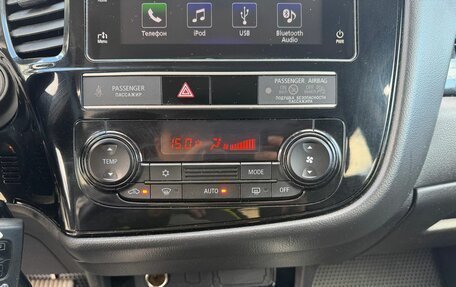 Mitsubishi Outlander III рестайлинг 3, 2019 год, 2 200 000 рублей, 17 фотография