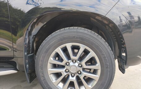 Toyota Land Cruiser Prado 150 рестайлинг 2, 2017 год, 4 850 000 рублей, 9 фотография