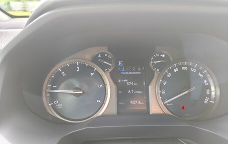 Toyota Land Cruiser Prado 150 рестайлинг 2, 2017 год, 4 850 000 рублей, 14 фотография