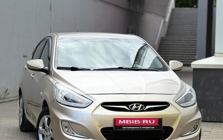 Hyundai Solaris II рестайлинг, 2013 год, 599 999 рублей, 4 фотография