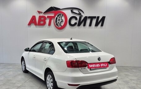 Volkswagen Jetta VI, 2012 год, 945 000 рублей, 5 фотография