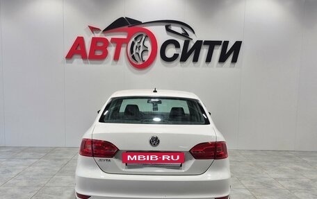 Volkswagen Jetta VI, 2012 год, 945 000 рублей, 6 фотография