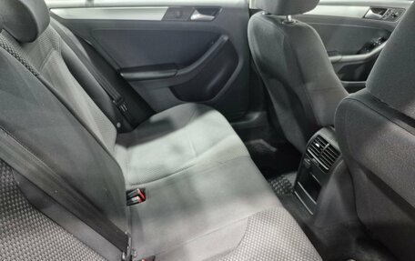 Volkswagen Jetta VI, 2012 год, 945 000 рублей, 16 фотография