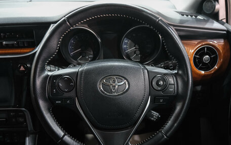 Toyota Auris II, 2015 год, 1 649 000 рублей, 21 фотография