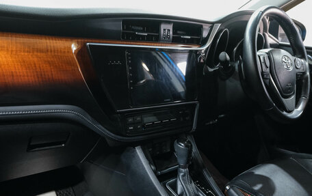 Toyota Auris II, 2015 год, 1 649 000 рублей, 24 фотография