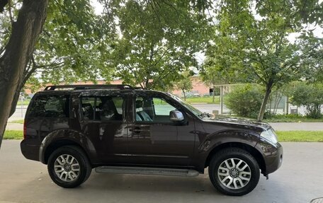 Nissan Pathfinder, 2010 год, 1 865 000 рублей, 8 фотография