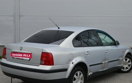 Volkswagen Passat B5+ рестайлинг, 1998 год, 175 000 рублей, 2 фотография