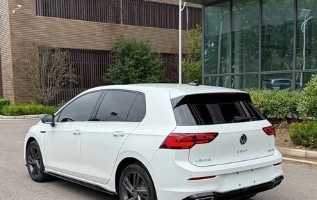 Volkswagen Golf VIII, 2023 год, 1 935 000 рублей, 3 фотография