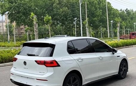 Volkswagen Golf VIII, 2023 год, 1 935 000 рублей, 10 фотография