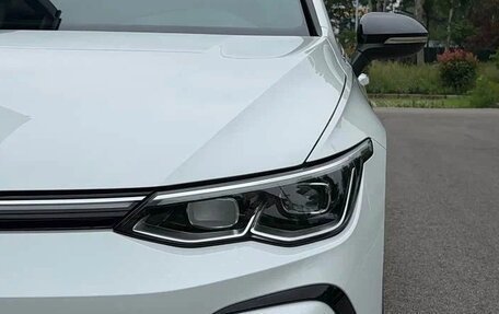 Volkswagen Golf VIII, 2023 год, 1 935 000 рублей, 7 фотография