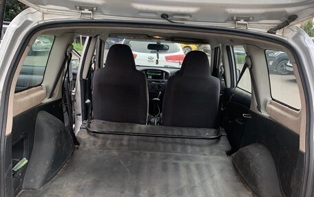 Toyota Probox I, 2004 год, 550 000 рублей, 8 фотография