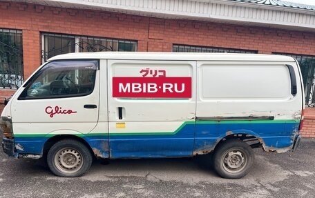 Toyota HiAce H100, 1996 год, 280 000 рублей, 1 фотография