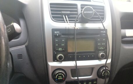KIA Sportage II, 2010 год, 999 999 рублей, 24 фотография