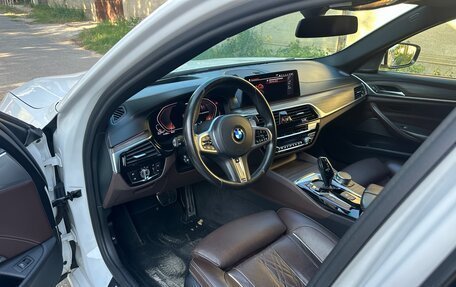 BMW 5 серия, 2020 год, 3 450 000 рублей, 14 фотография