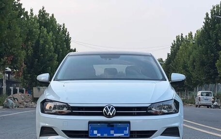 Volkswagen Polo, 2023 год, 1 650 000 рублей, 2 фотография