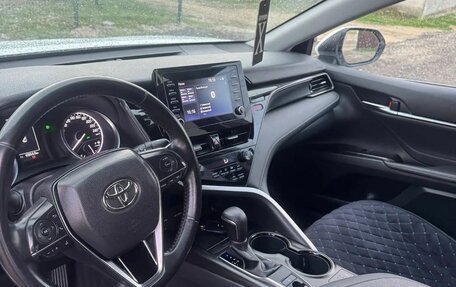 Toyota Camry, 2021 год, 2 700 000 рублей, 7 фотография
