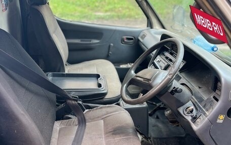 Toyota HiAce H100, 1996 год, 280 000 рублей, 3 фотография
