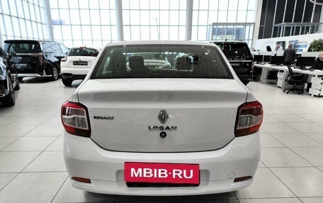 Renault Logan II, 2015 год, 690 000 рублей, 10 фотография