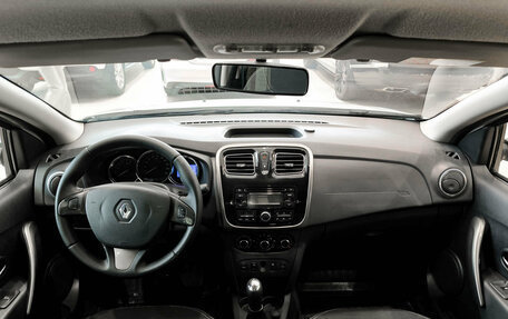 Renault Logan II, 2015 год, 690 000 рублей, 18 фотография