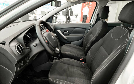 Renault Logan II, 2015 год, 690 000 рублей, 20 фотография