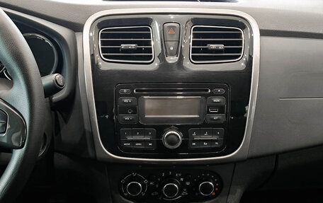 Renault Logan II, 2015 год, 690 000 рублей, 19 фотография