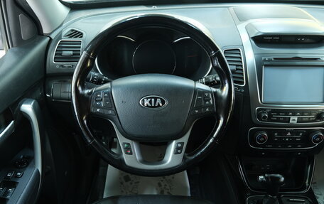 KIA Sorento II рестайлинг, 2016 год, 2 299 000 рублей, 13 фотография